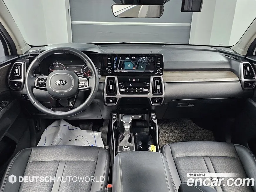 Kia Sorento — фото 8