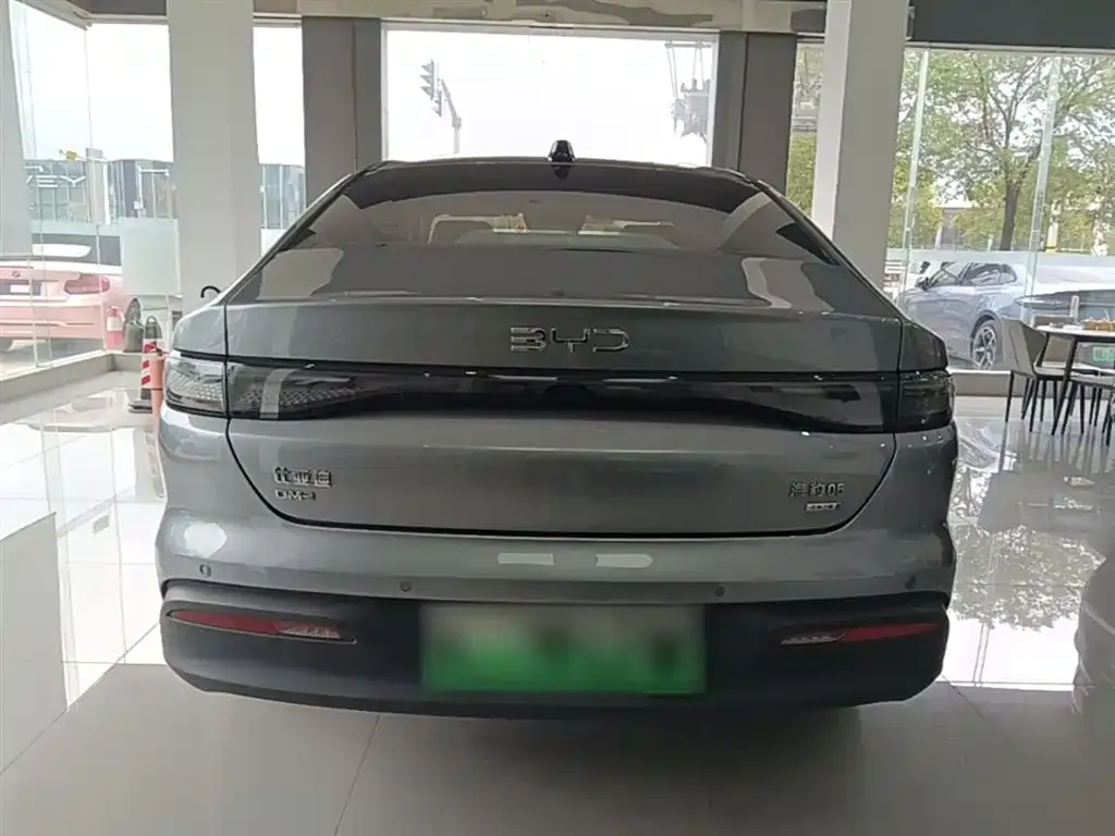 BYD Seal 05 DM-i — фото 6