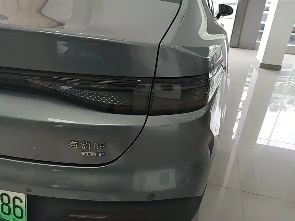 BYD Seal 05 DM-i — фото 2