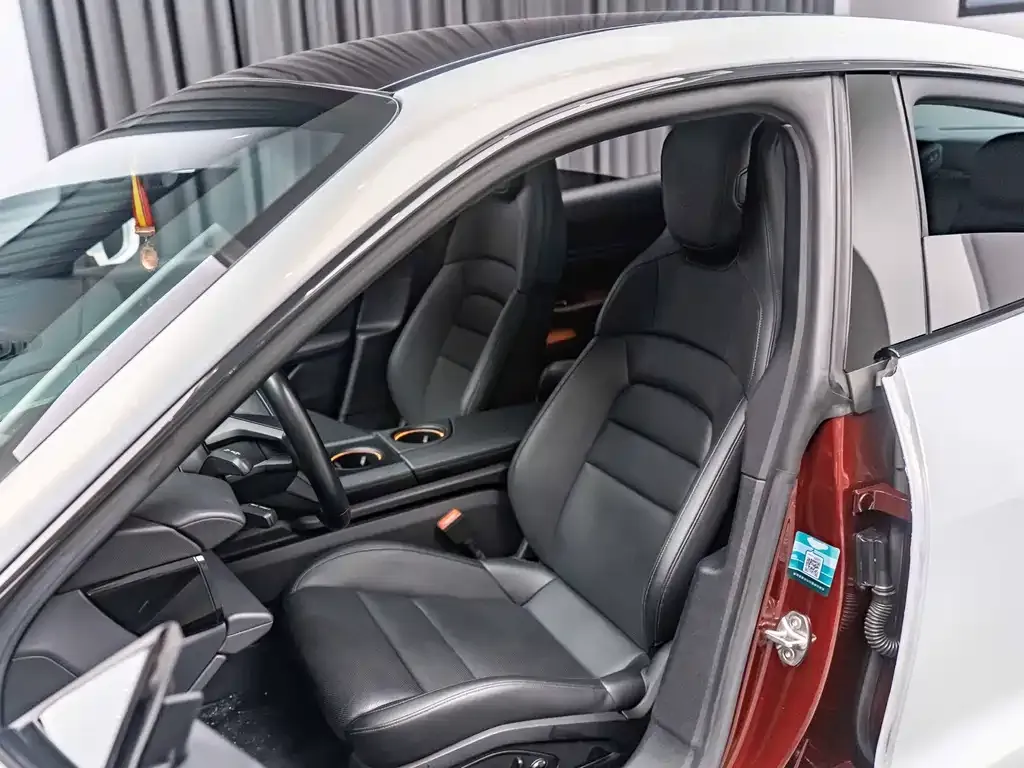 Porsche Taycan 2021 из CN, фото 6