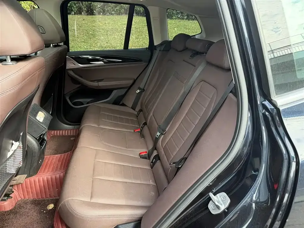 BMW X3 2021 из CN, фото 2