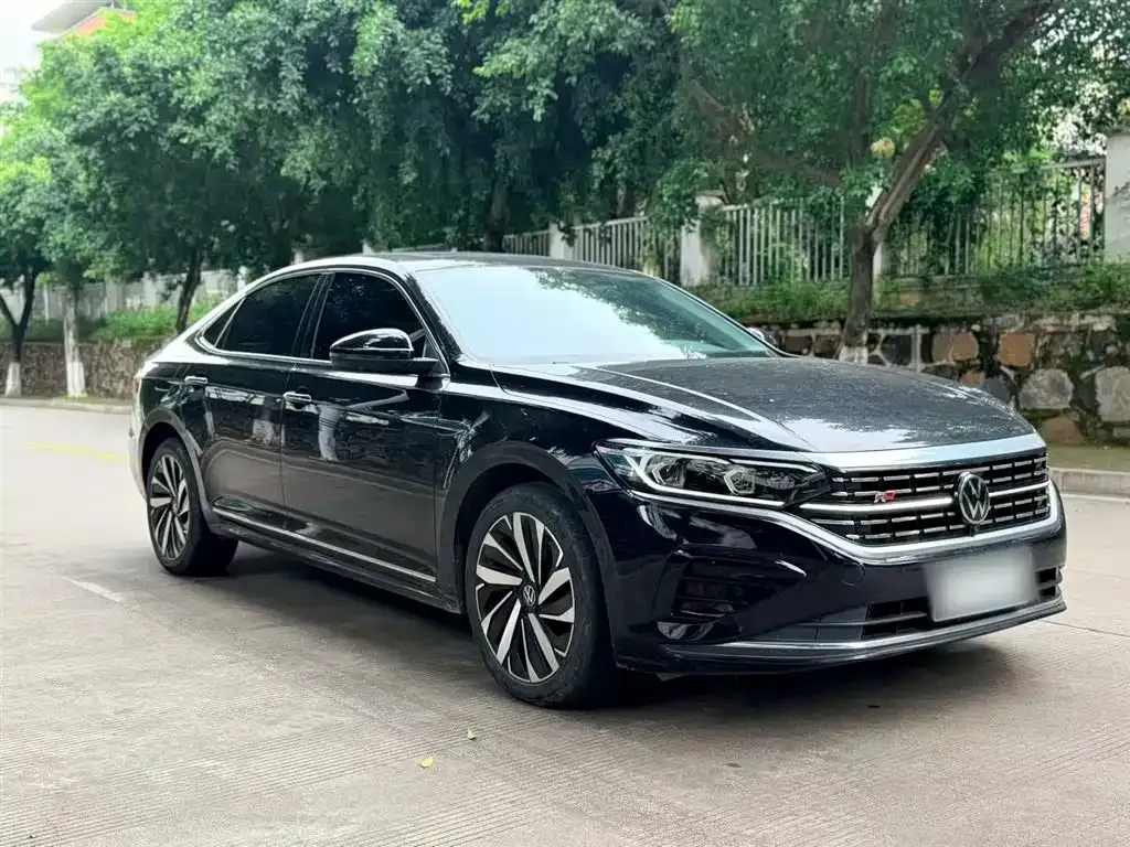 Volkswagen Passat — фото 8