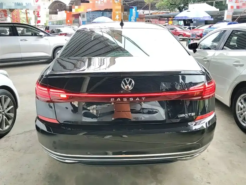 Volkswagen Passat — фото 5