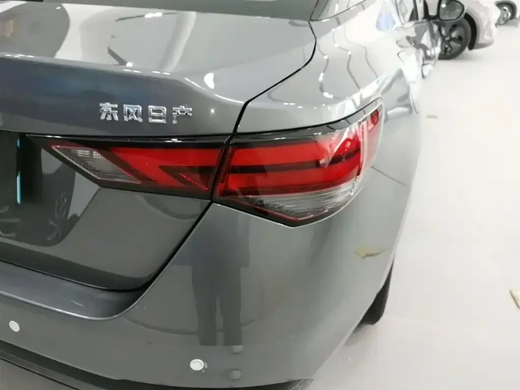 Nissan Sylphy — фото 4