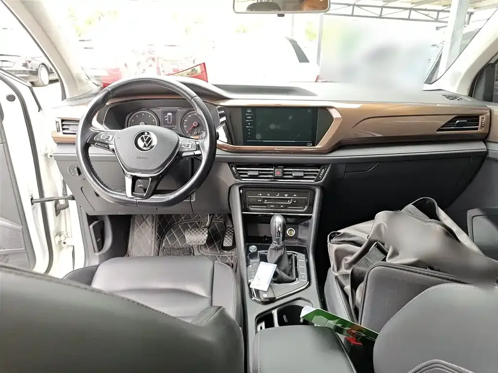 Volkswagen Tharu 2021 из CN, фото 9