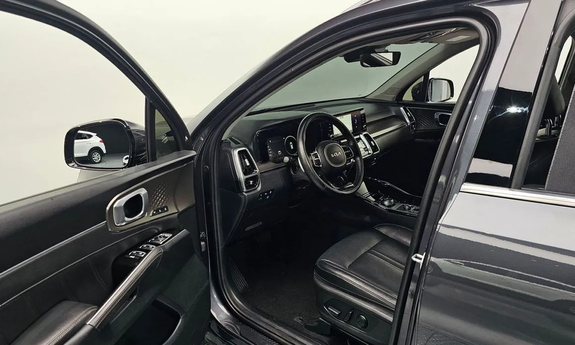 Kia Sorento — фото 6