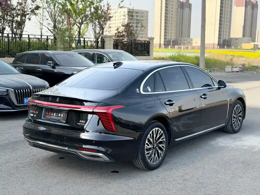 Hongqi H5 — фото 9