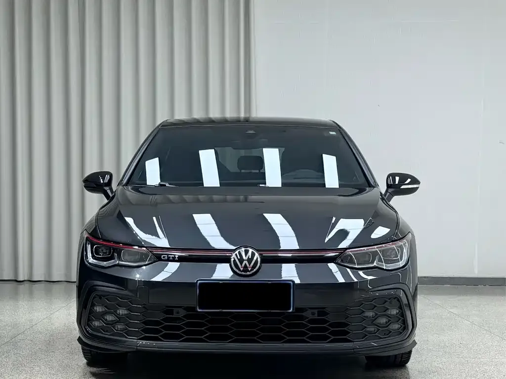 Volkswagen Golf GTI — фото 5