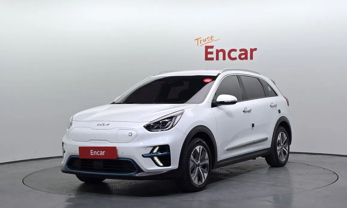 Kia Niro — фото 1