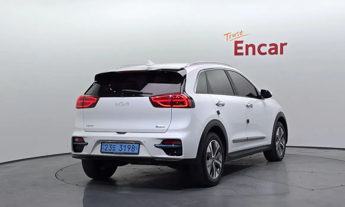 Kia Niro — фото 3