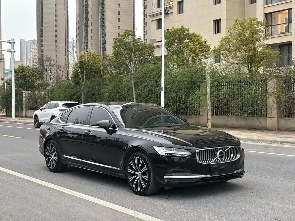 Volvo S90 — фото 8