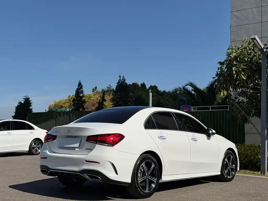 Mercedes-Benz A-Class — фото 4