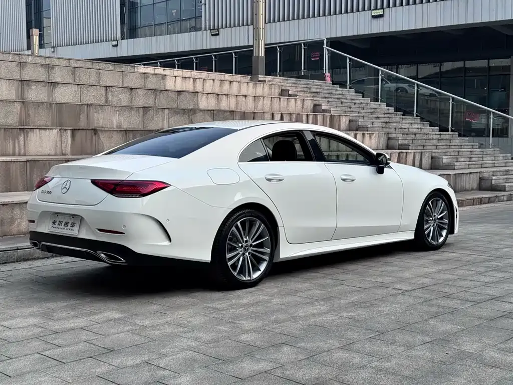 Mercedes-Benz CLS — фото 8