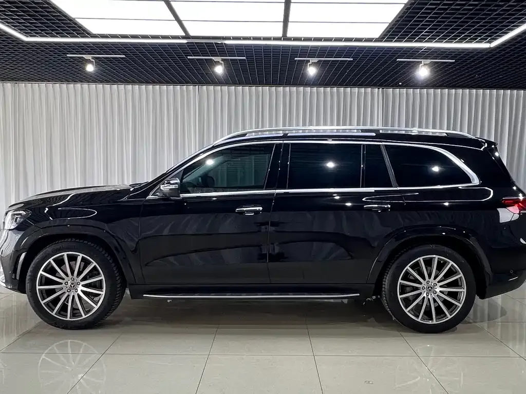 Mercedes-Benz GLS — фото 6