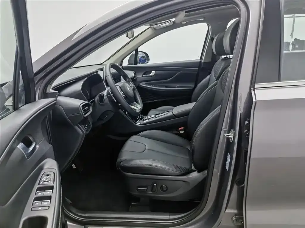 Hyundai Santa Fe 2022 из CN, фото 6