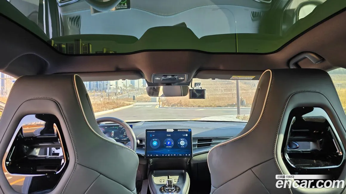 BYD Seal — фото 3