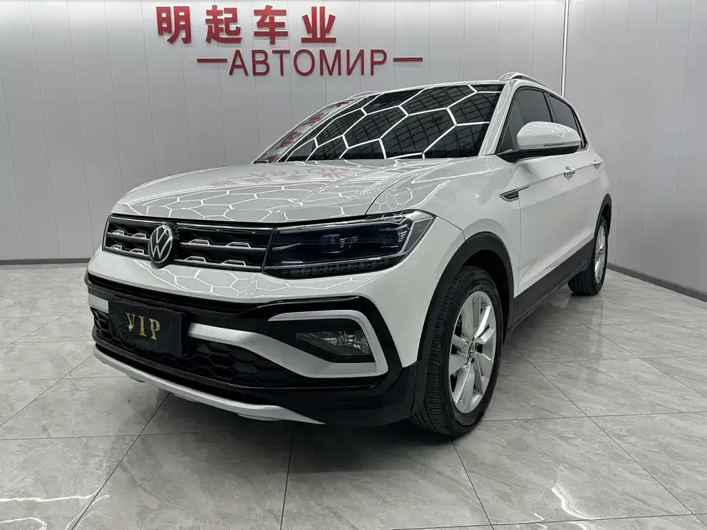 Volkswagen T-Cross — фото 1