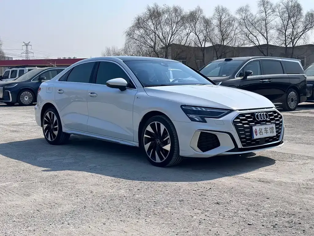 Audi A3 — фото 10