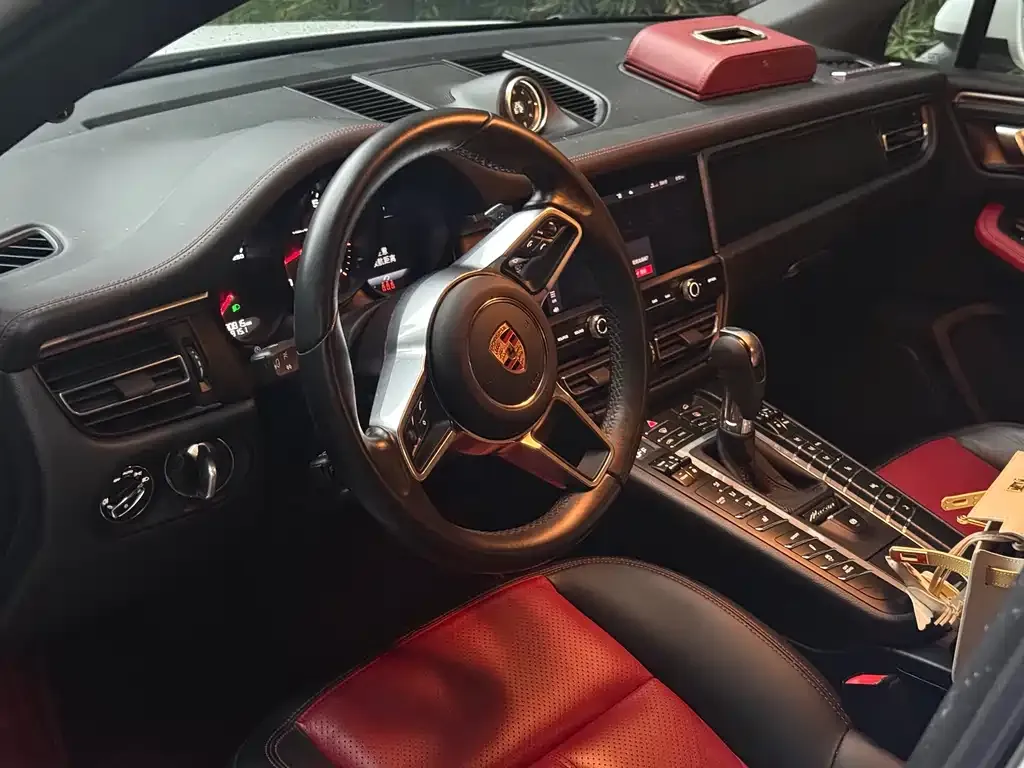 Porsche Macan 2021 из CN, фото 2
