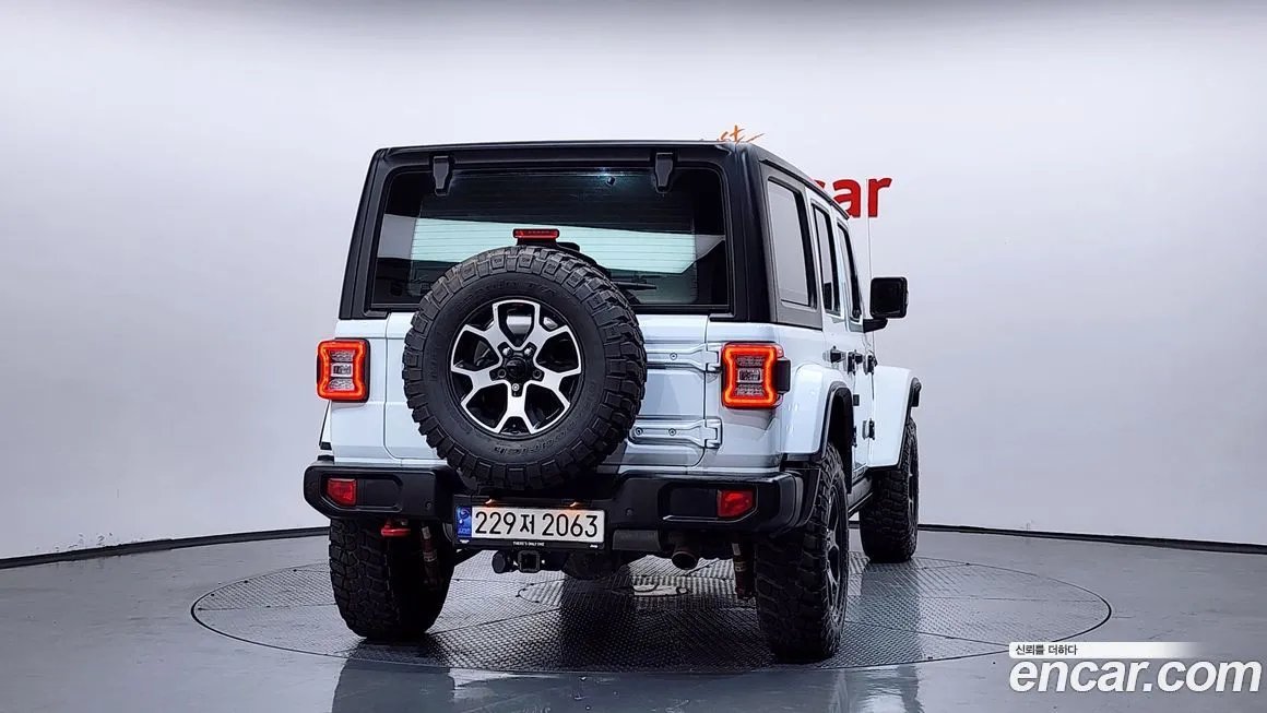 Jeep Wrangler — фото 3