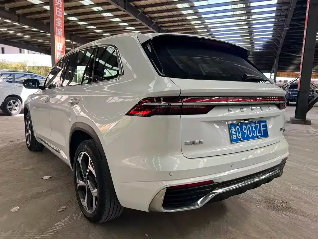 Geely Xingyue L — фото 3