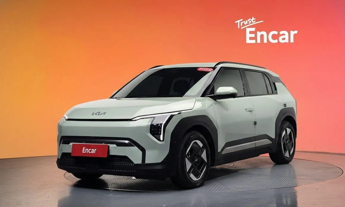 Kia EV3 — фото 1
