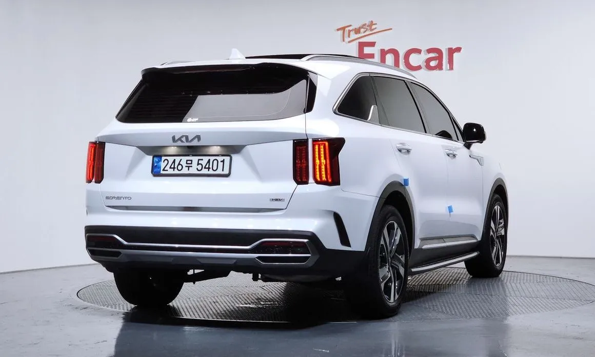 Kia Sorento — фото 7