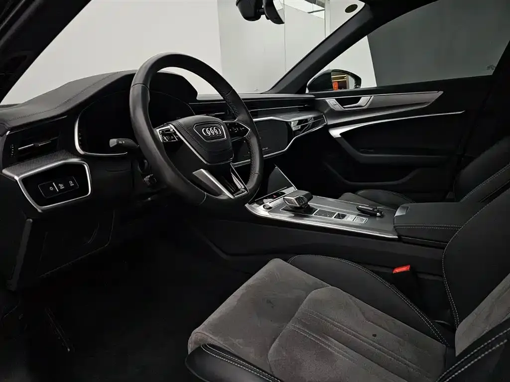 Audi A6L 2024 из CN, фото 3