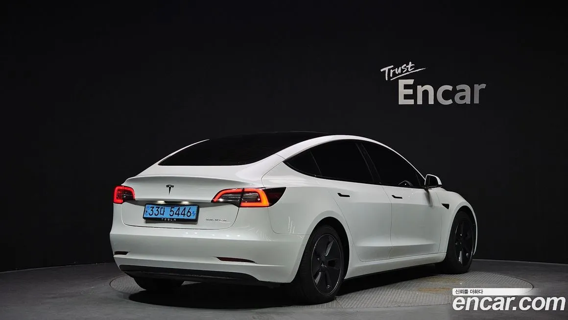 Tesla Model 3 2022 из KR, фото 2