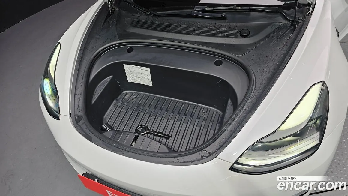 Tesla Model 3 2022 из KR, фото 10