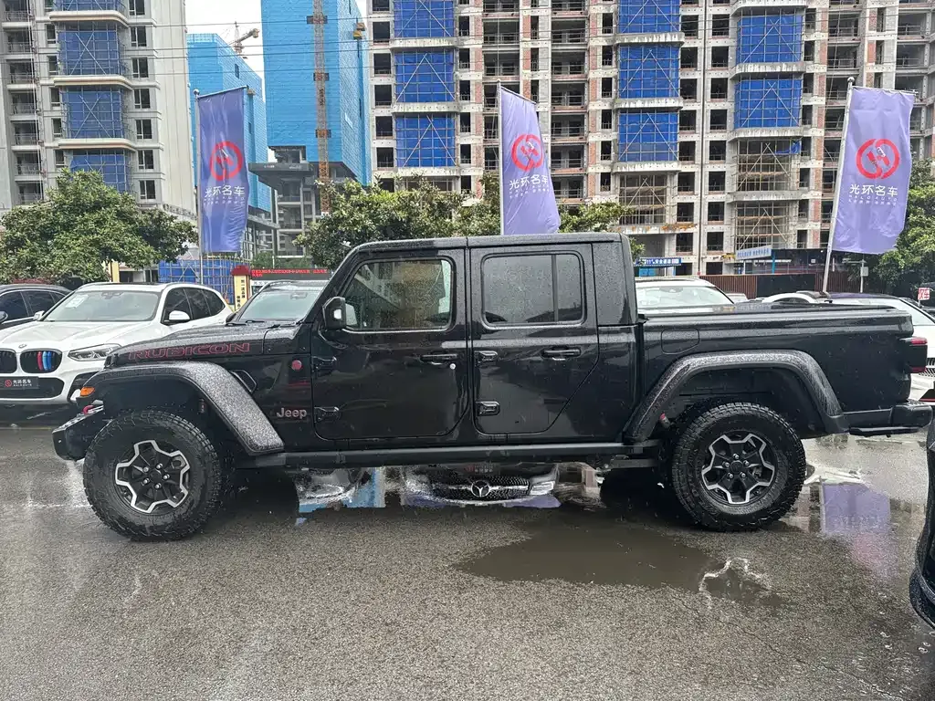 Jeep Gladiator — фото 3