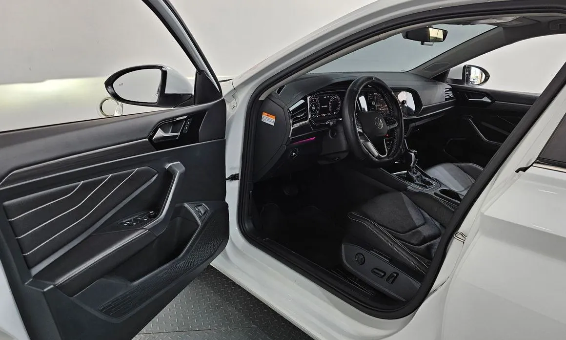 Volkswagen Jetta 2023 из KR, фото 4