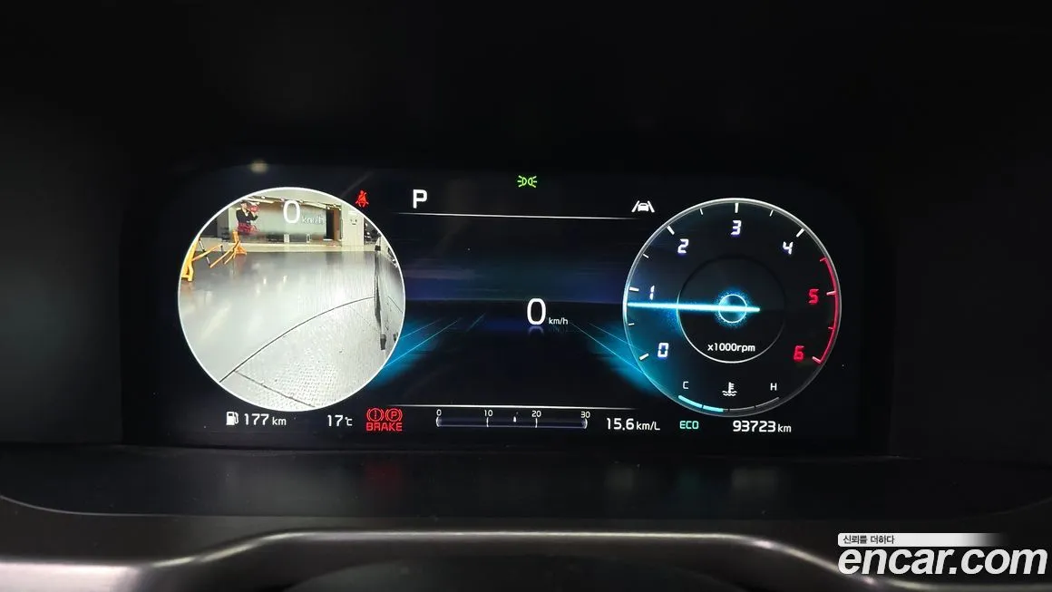 Kia Sorento — фото 5