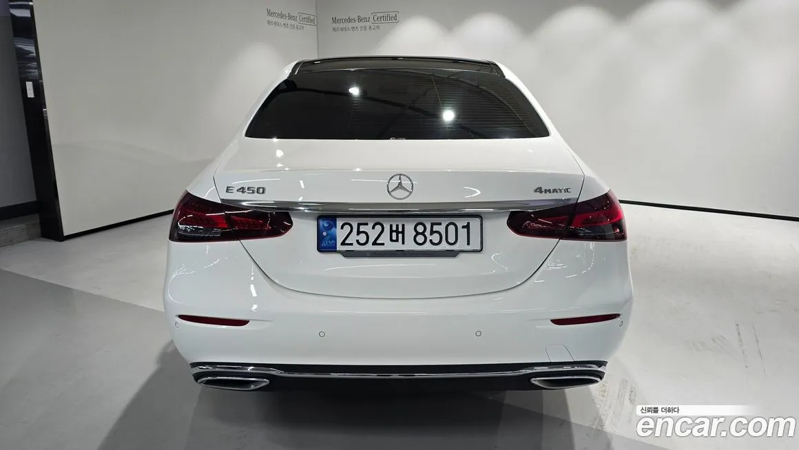 Mercedes-Benz E-Class — фото 2