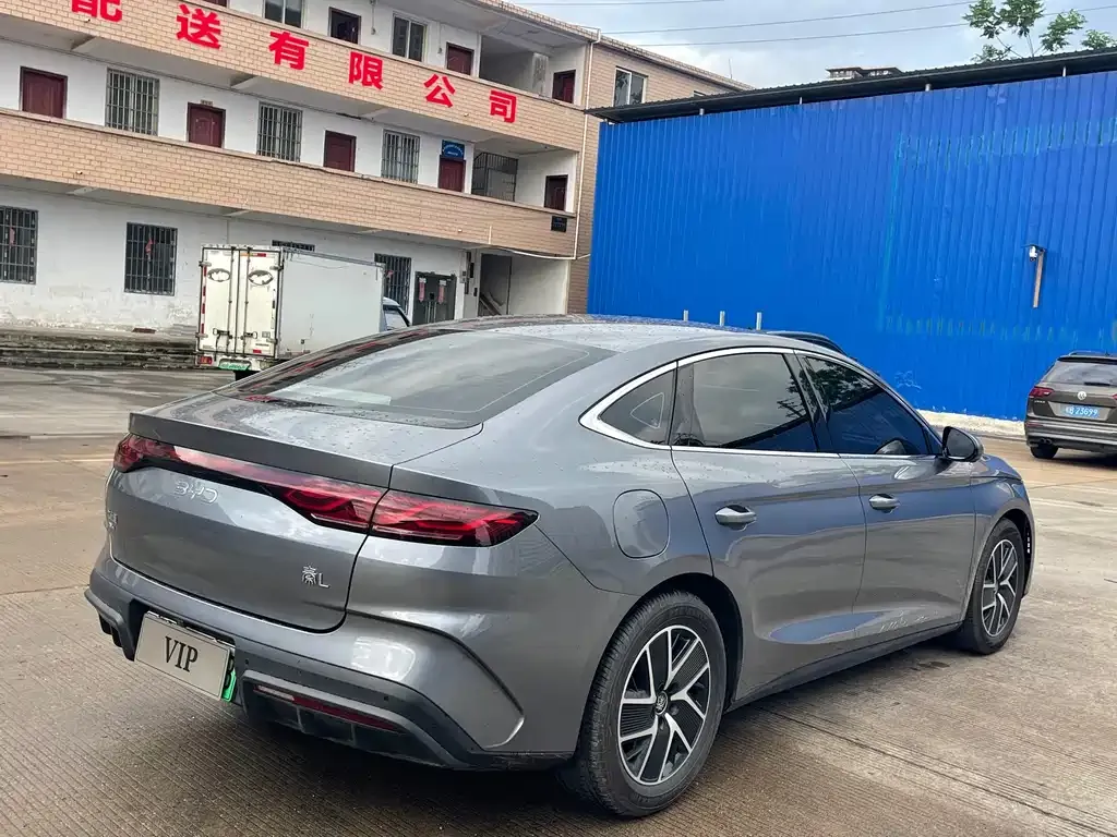 BYD Qin L — фото 5