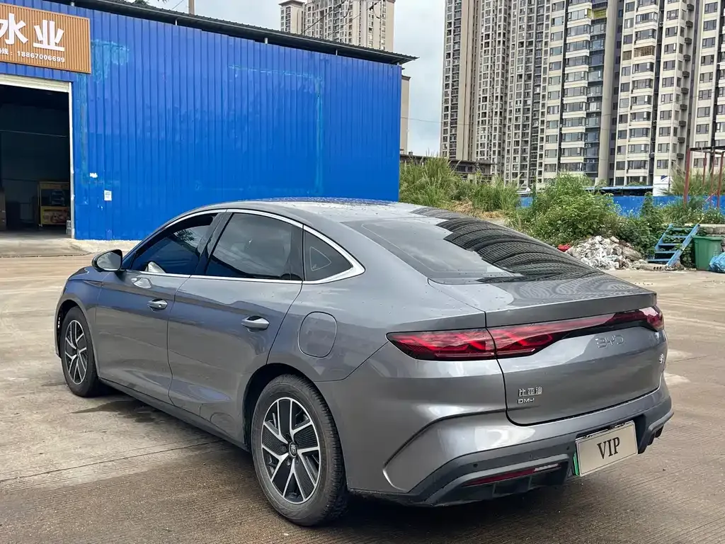 BYD Qin L — фото 9