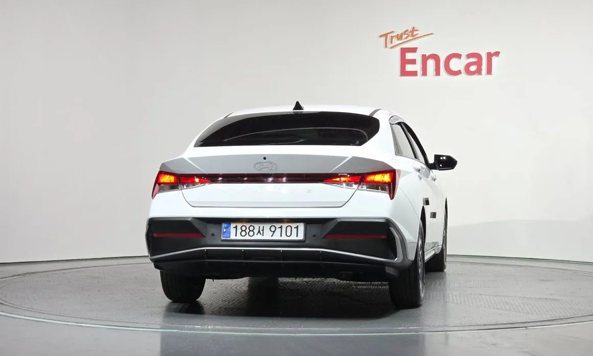 Hyundai AVANTE 2024 из KR, фото 4