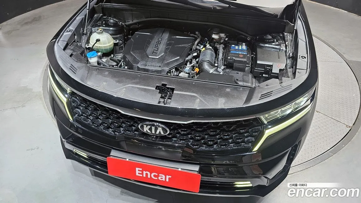 Kia Sorento — фото 7