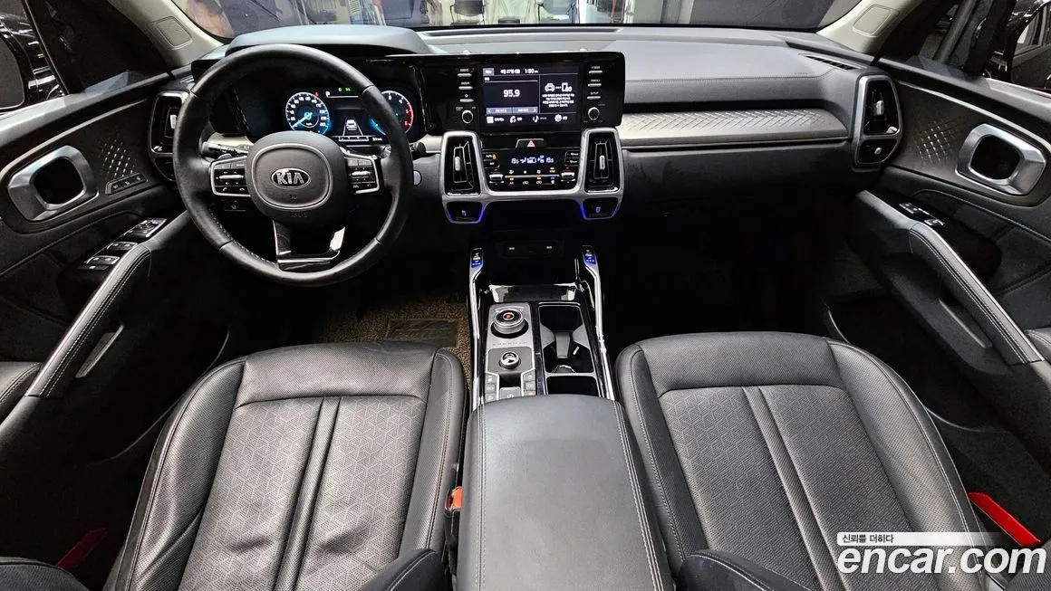 Kia Sorento — фото 8