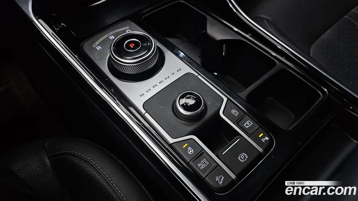 Kia Sorento — фото 5