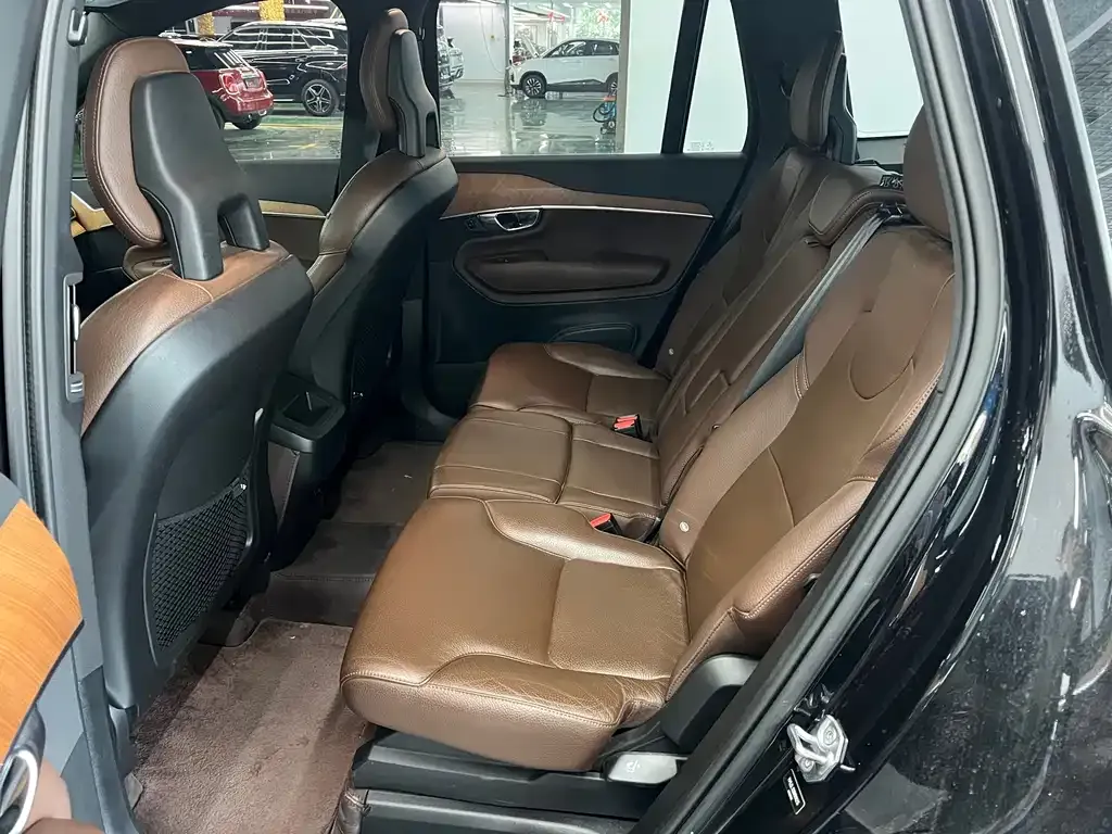 Volvo XC90 2022 из CN, фото 7
