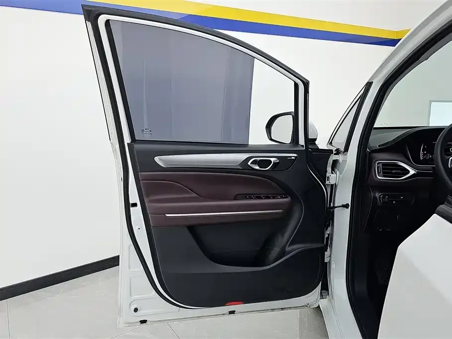 GAC Motor Trumpchi M6 2024 из CN, фото 2
