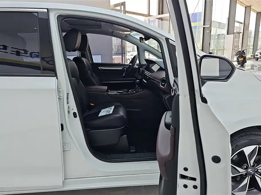 GAC Motor Trumpchi M6 2024 из CN, фото 10