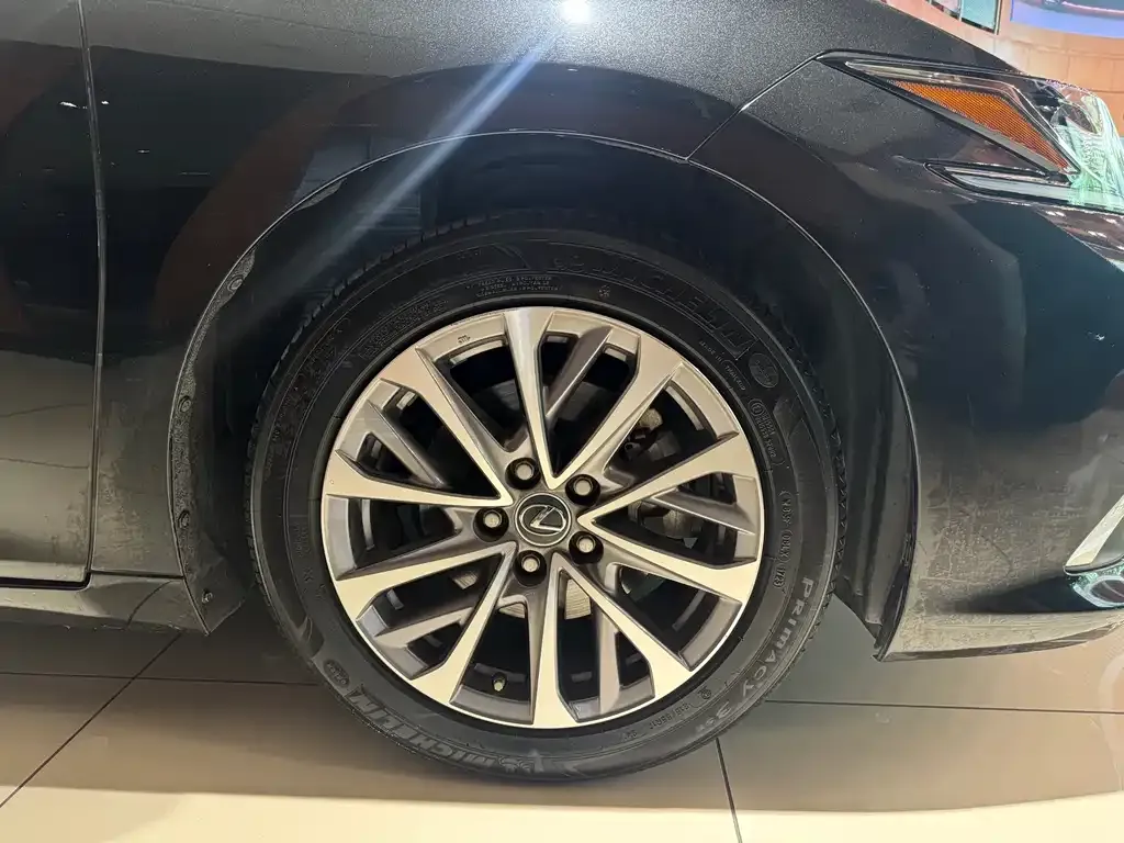Lexus ES 2023 из CN, фото 6