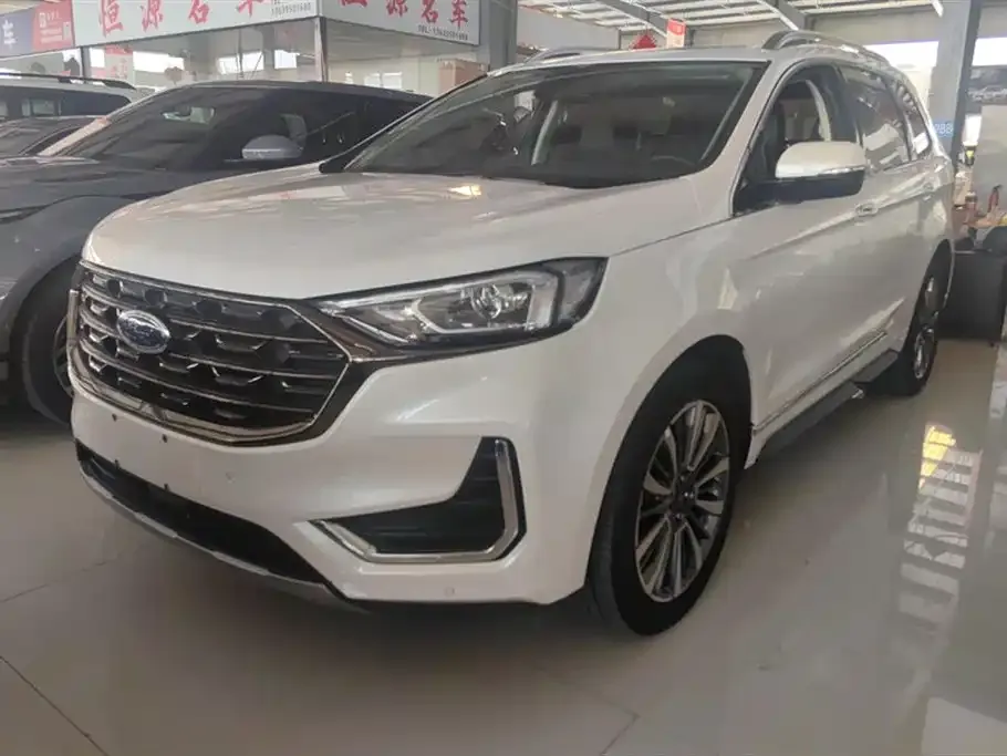 Ford Edge — фото 1