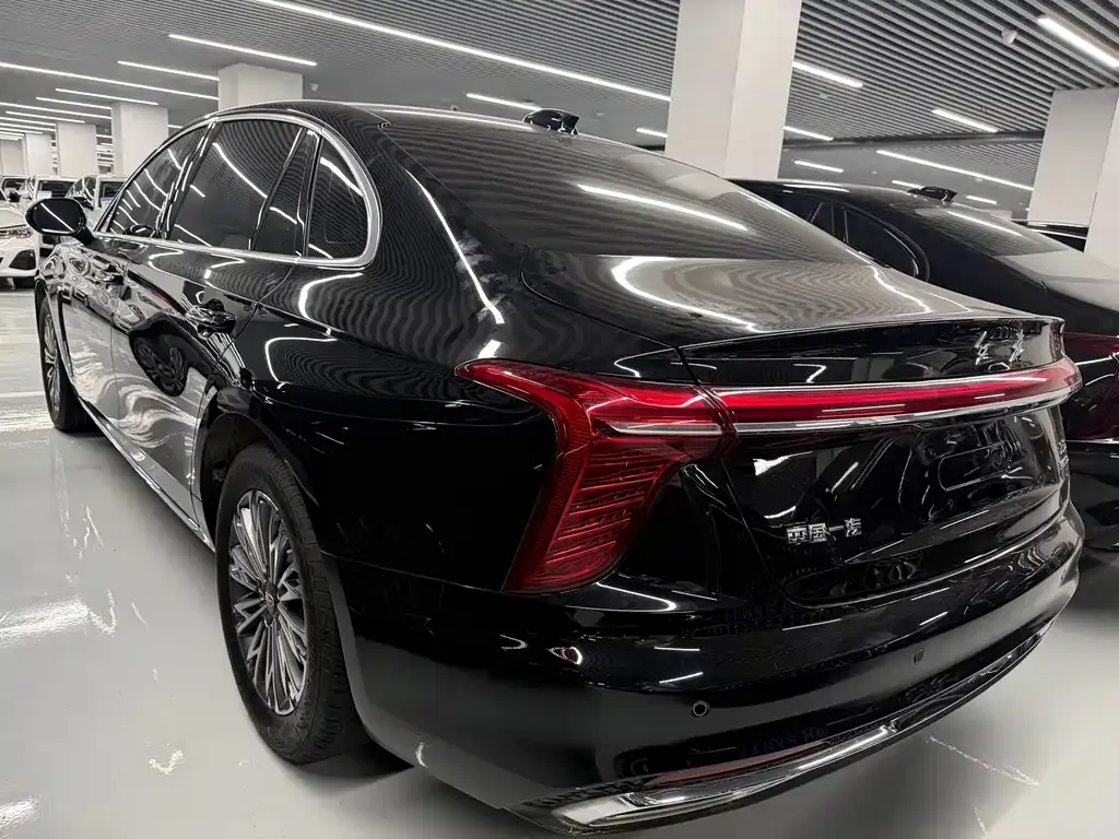 Hongqi H5 2025 из CN, фото 3
