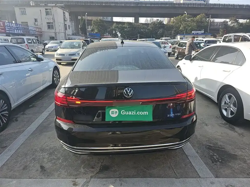 Volkswagen Passat — фото 6
