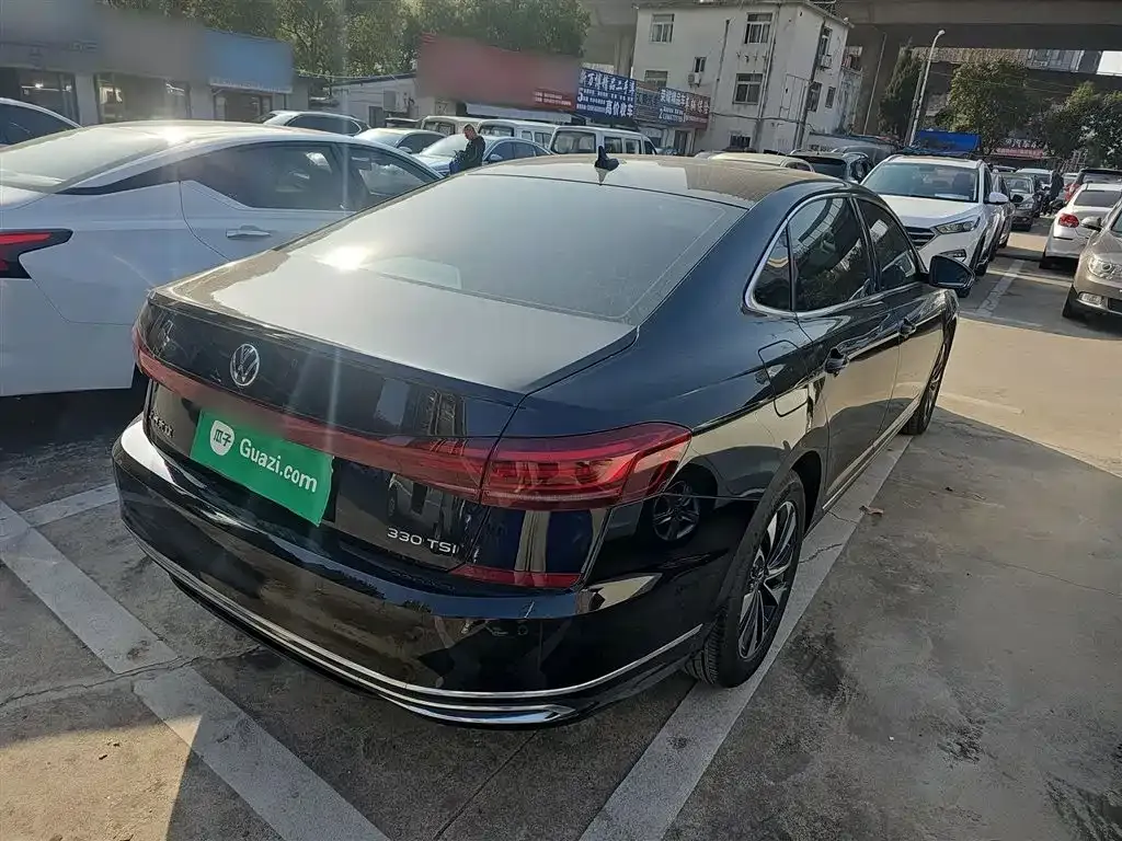 Volkswagen Passat — фото 5