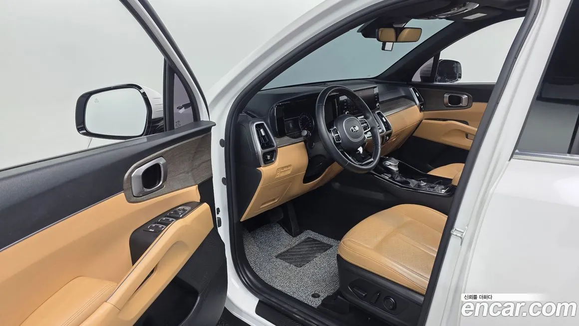 Kia Sorento — фото 10