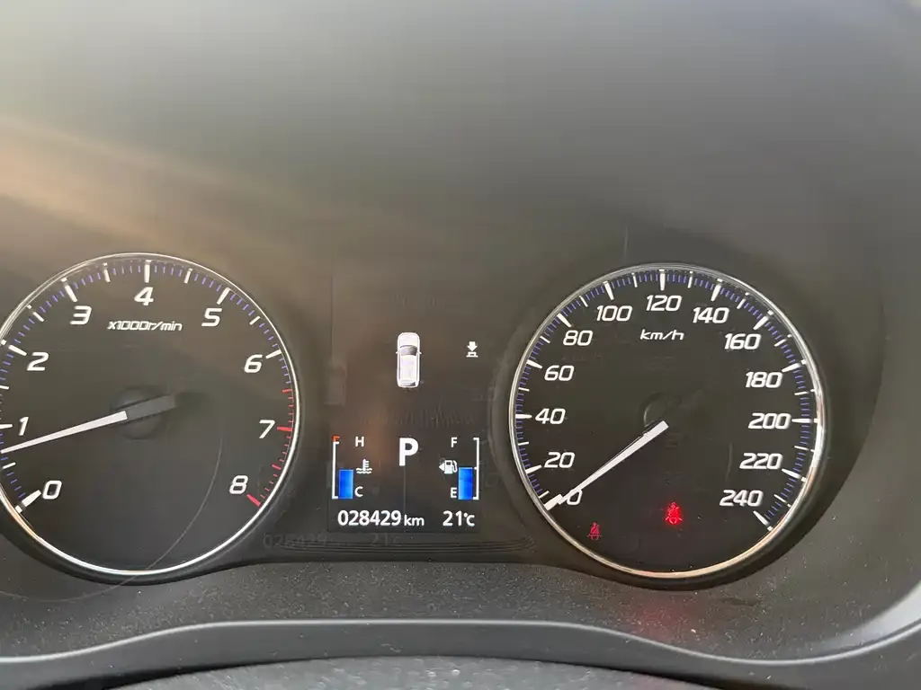 Mitsubishi Outlander 2023 из CN, фото 7